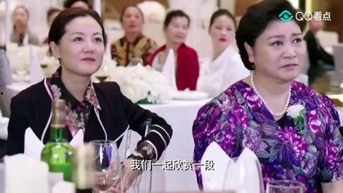 新娘吃瓜视频免费观看,揭秘婚礼现场趣味瞬间  第1张